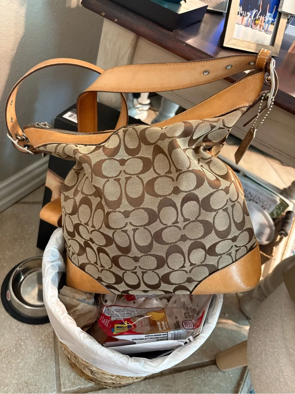 Coach Signature Canvas Shoulder Bag/Crossbody Hobo bag in Brown and Tan